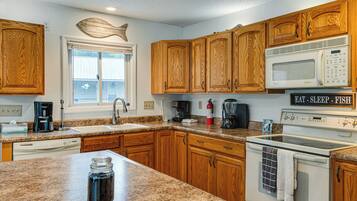 ํ์ฐ์ค (2 Bedrooms) | ๋ด๋ถ