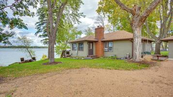 House (2 Bedrooms) | Front of property