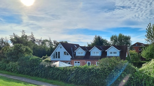 Ferienwohnung "achtern Diek 2" 1. Reihe an der Ostseeküste, Hundefreundlich