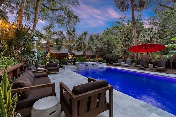 Outdoor pool, a heated pool
