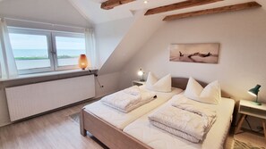 2 Schlafzimmer, Reisekinderbett, kostenloses WLAN