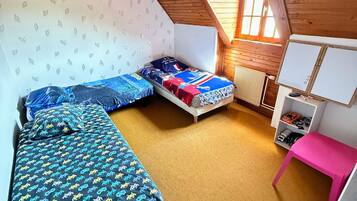 3 chambres, fer et planche Ă repasser, Wi-Fi gratuit, draps fournis