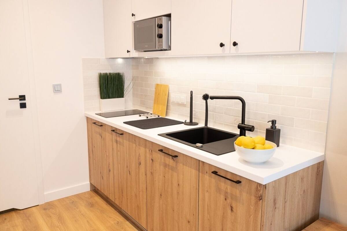 Appartement Confort | Cuisine privée | Cafetière-théière, mini-réfrigérateur, four à micro-ondes