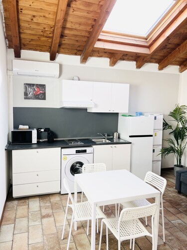 Bilocale Moderno tra Bergamo Centro e Aeroporto Orio al Serio