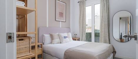 2 soveværelser, strygejern/strygebræt, weekendseng, gratis Wi-Fi