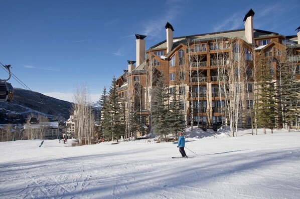 A ski resort with a large lodge, ski slopes, and a ski lift. - Mountain Modern Beaver Creek Village Condo, Ski-In and Out, w/ Hot Tub and Views (Beaver Creek)
