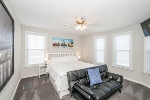3 bedrooms, WiFi, bed sheets - Cozy and Close to Kings Island (Kings Mills)