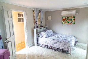 1 camera, Wi-Fi, lenzuola