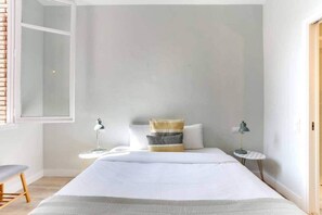 1 soverom, strykejern/-brett, reiseseng for barn og wi-fi (inkludert)