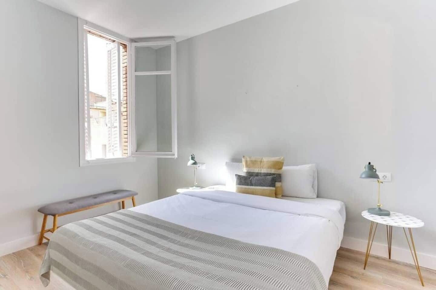 2 sovrum, strykjärn/strykbräda, resesäng och gratis wi-fi