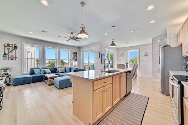 House, Multiple Beds, Pool Access, Beach View | Private kitchen | Fridge, microwave, oven, stovetop - New Coastal Cottage w/ Gulf View, Shared Pool (Gulf Shores)