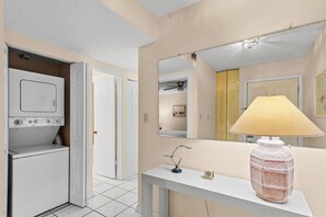 Interior - Sunrise gulf view/beach front condo! Enjoy one free beach chair set up each day (Destin)