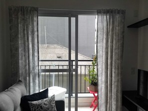 Living area - Sunflower Stays (São Paulo)