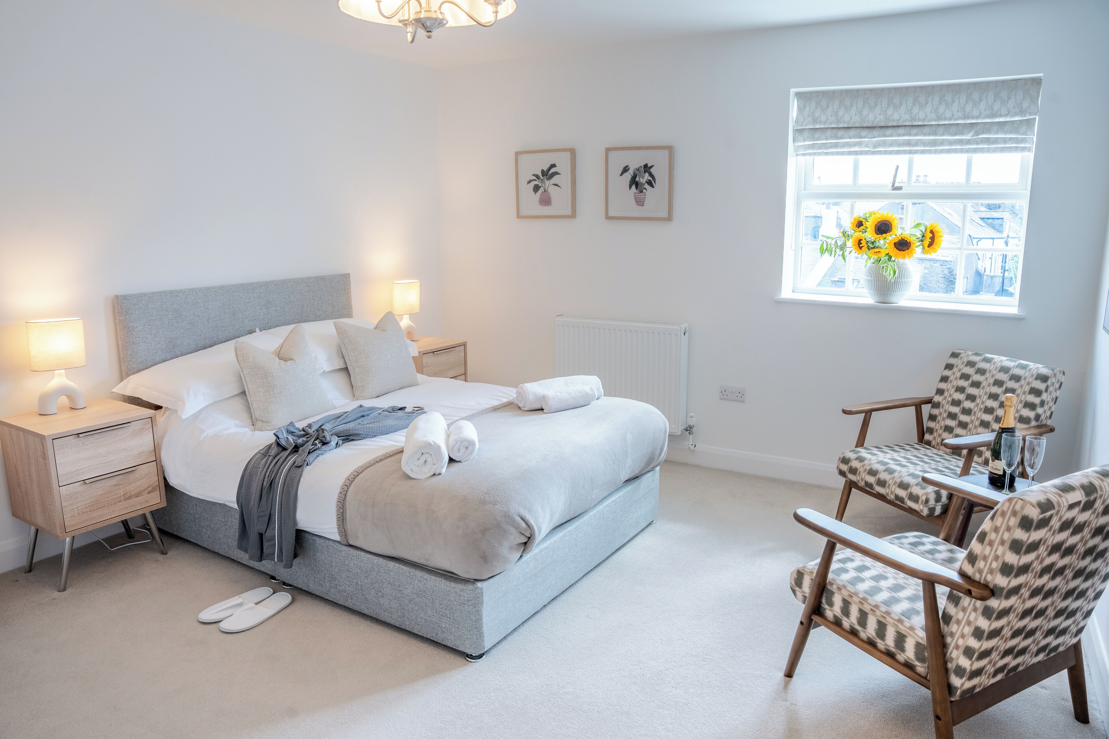Cartmel - Our Premium Apartment | Hypo-allergenic bedding, individually decorated, individually furnished