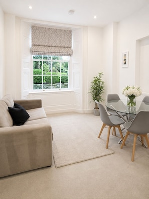 Apartment 4 Grasmere with Garden View | Living area