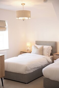  Lonsdale House Boutique Apartments