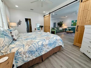 4 bedrooms, iron/ironing board, free WiFi, bed sheets - June 13 - 18 Reduced! Super Cute!   Easy Beach & Pool Access (Gulf Shores)