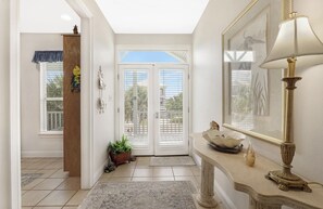 Interior - Adorable, updated and pet friendly in Morgantown (Gulf Shores)