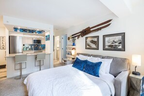 1 bedroom, desk, iron/ironing board, free WiFi