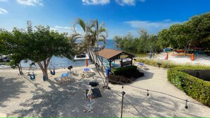 Property grounds - Newly Renovated Piece of Paradise (Key Largo)