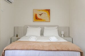 2 bedrooms, iron/ironing board, Internet, bed sheets - WI-FI 200MB | 200m from Beiramar Shopping #CA53 (Florianópolis)