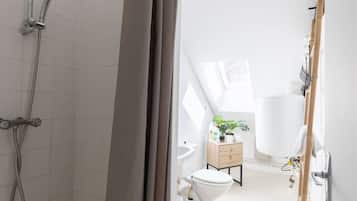 Een douche, een haardroger
