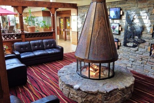 Classy Ski Retreat, Avon Colorado Ski Lodge, The Christie Lodge, 1 bedroom Suite