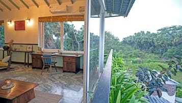 Signature Quadruple Room, 2 Bedrooms, Terrace | Bed sheets