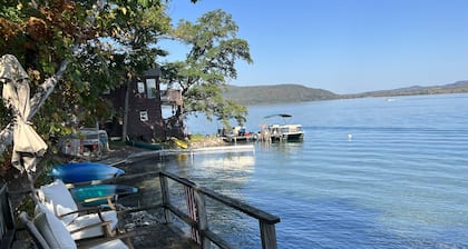 Spectacular private waterfront ~ Otsego Lake ~