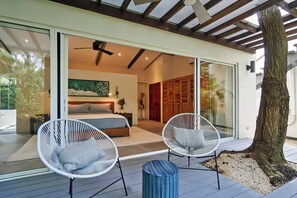 4 bedrooms, in-room safe, desk, iron/ironing board - CasaMAR 4BR Luxury Villa with Pool on the Beach & Steps from the Ocean (Playa Carmen)