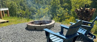 Mountain Cabin, Hot tub, Pet friendly, campfire, views, Ocean Blue