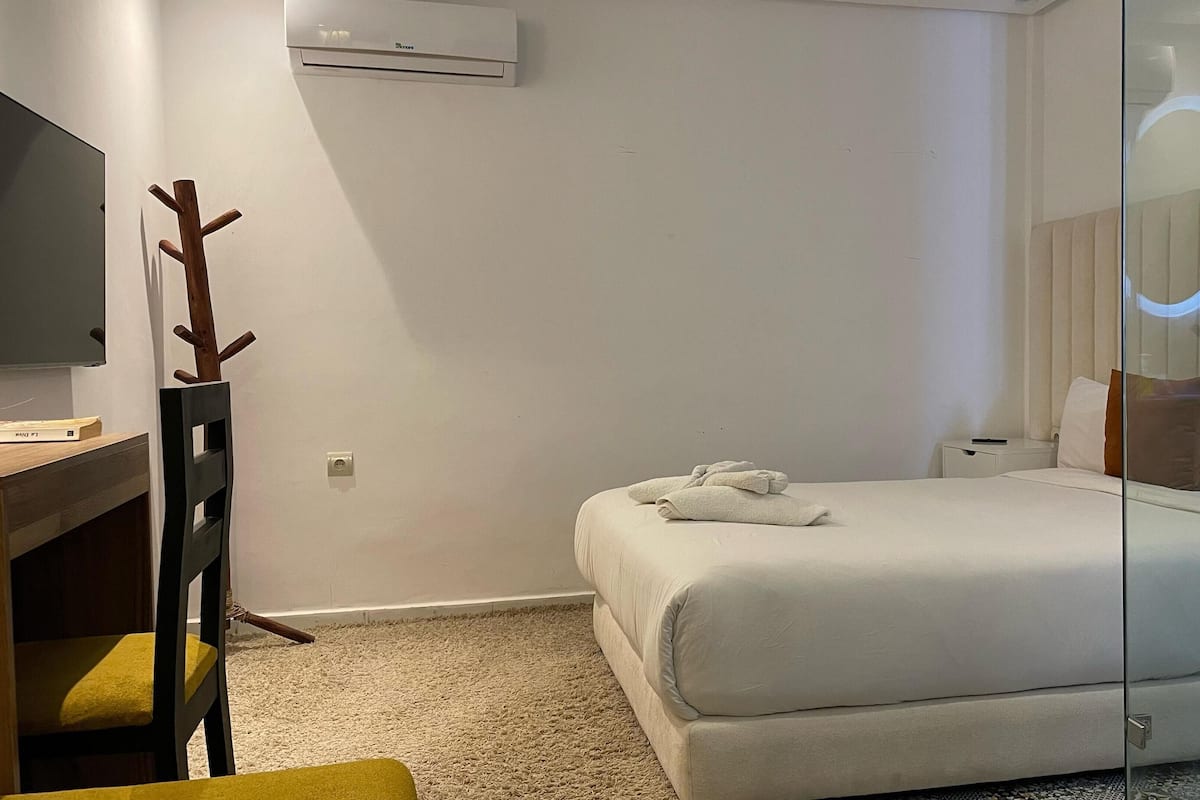 Premier studio suite | 1 slaapkamer, een strijkplank/strijkijzer, gratis wifi, beddengoed