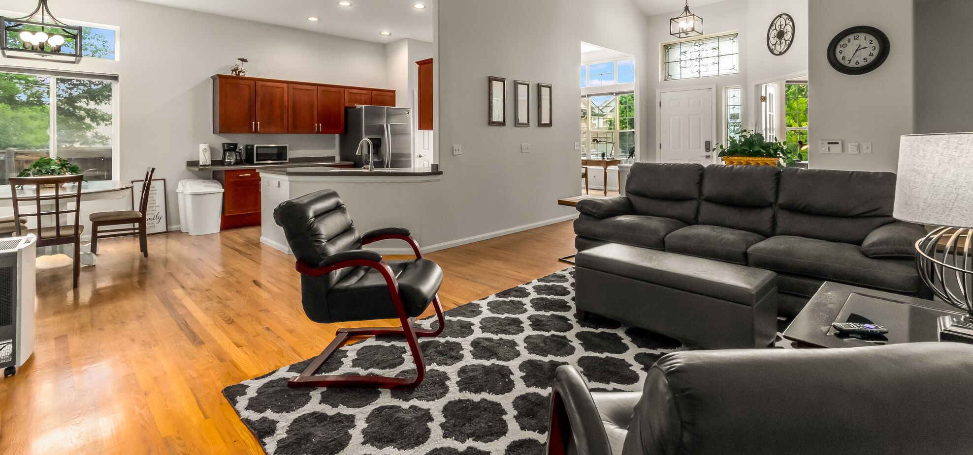 Spacious 4 bedroom Ranch Home 30+ Day Rental -Wheelchair Accessible 