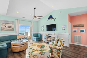 Smart TV, DVD player - Ocean views from every room w/ Elevator & Private Beach Access! Linens included (Surf City)