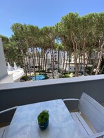 Habitación triple Confort | Balcón