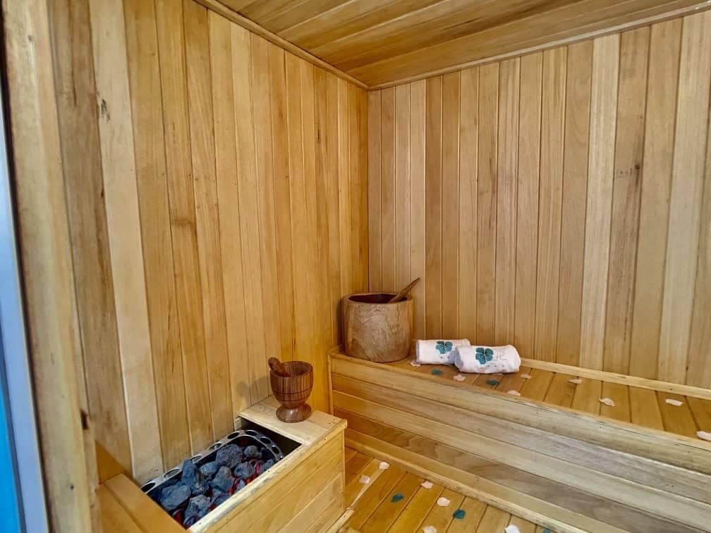 Khu trị liệu ngoài trời, phòng tắm hơi, phòng xông hơi, dịch vụ massage 
