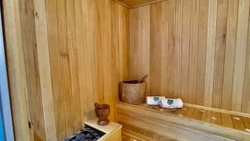 Khu trị liệu ngoài trời, phòng tắm hơi, phòng xông hơi, dịch vụ massage