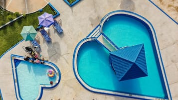 Studio | Pool | Outdoor pool