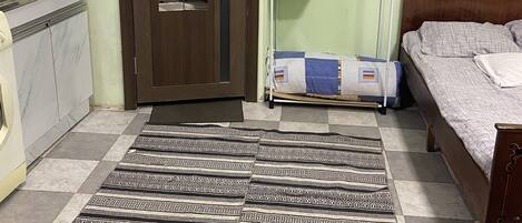 1 bedroom, iron/ironing board, WiFi, bed sheets