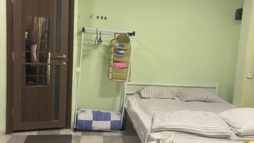 1 sovrum, strykjÀrn/strykbrÀda, wi-fi och sÀngklÀder