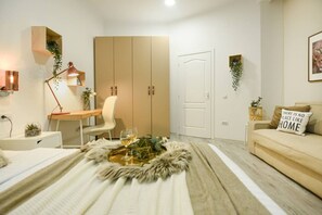 2 Schlafzimmer, Schreibtisch, Bügeleisen/Bügelbrett, WLAN