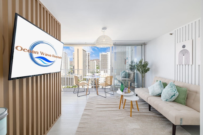 Stylish, Newly Renovated Condo Near Waikiki Beach - Honolulu, HI