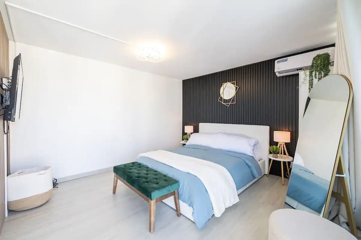 1 bedroom, desk, iron/ironing board, free WiFi