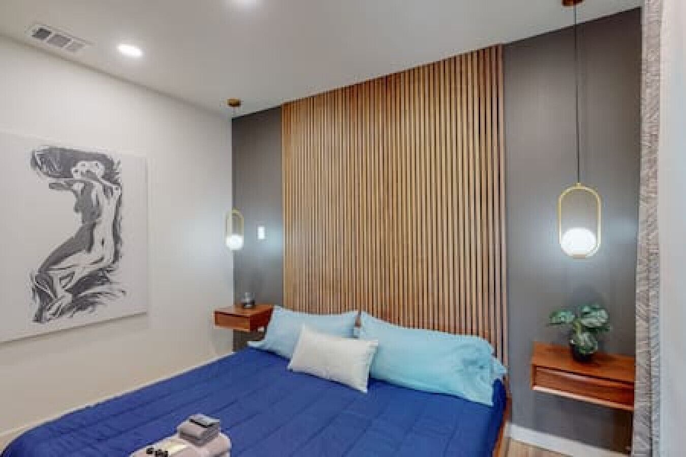 3 bedrooms, desk, iron/ironing board, WiFi