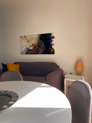 Interior - Vesuvia, panoramic apartment in Vomero. Ideal for groups and families.    (Napoli)