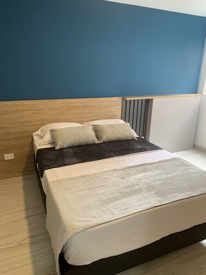 3 bedrooms, WiFi, bed sheets