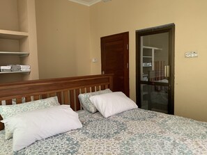 2 bedrooms, iron/ironing board, travel crib, free WiFi