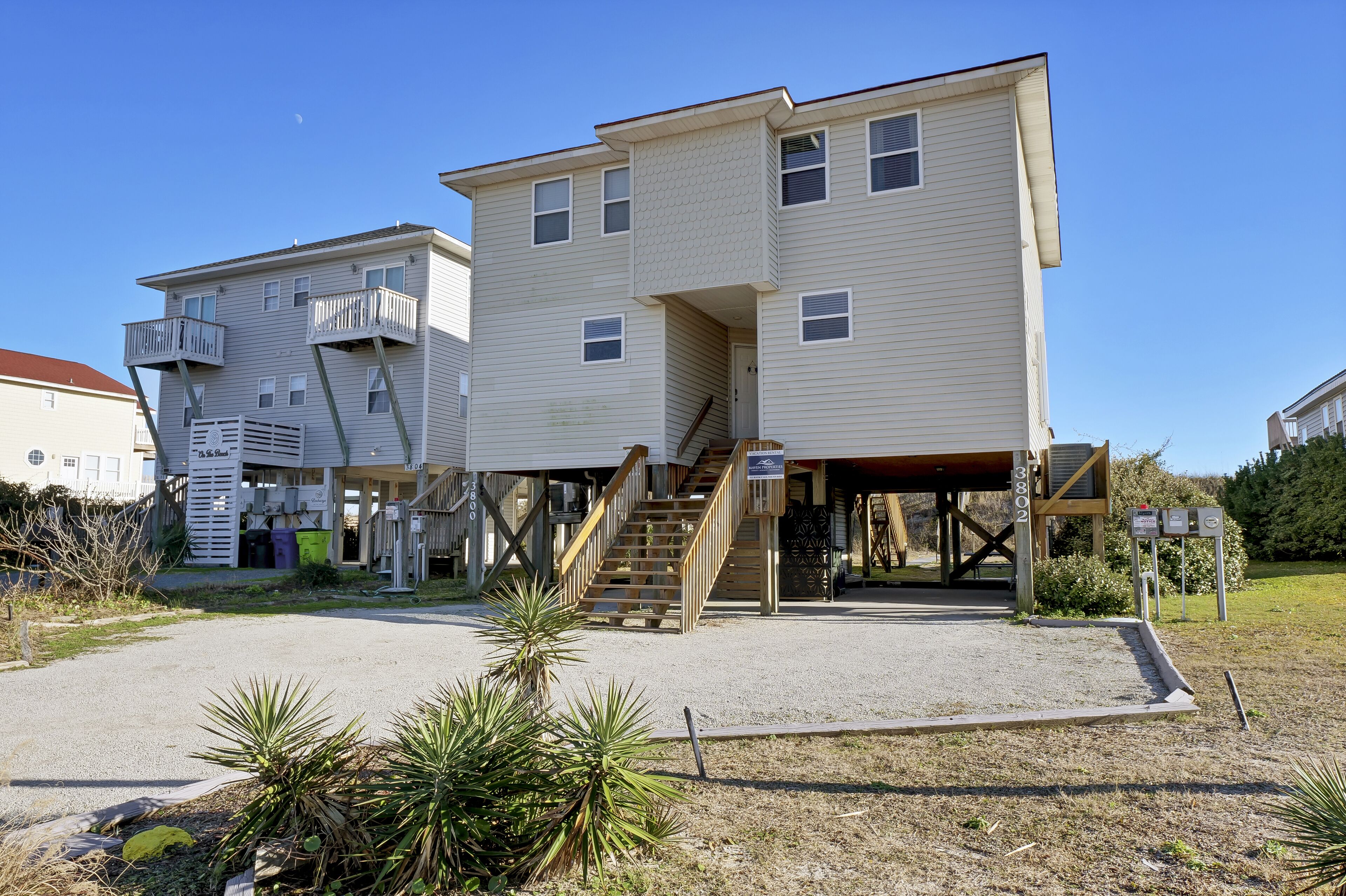 3802 Island Drive | Oceanfront Duplex