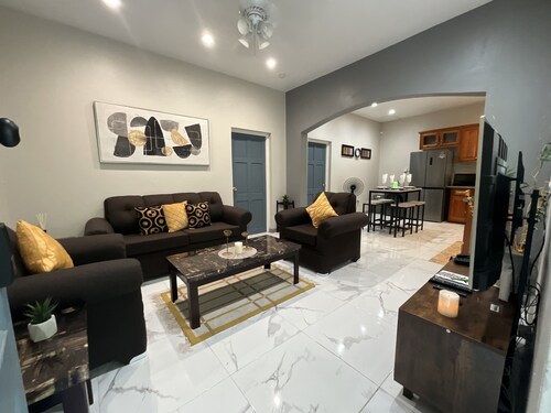 Labelle Airport Condo
