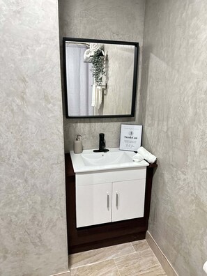 Towels, soap, shampoo